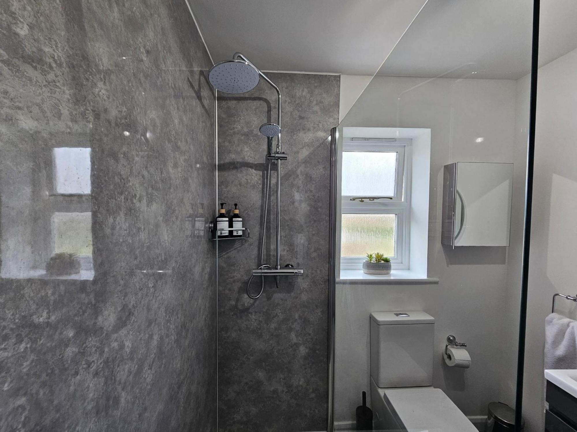 Pass The Keys Town Location For Shrewsbury With 3 Bedrooms エクステリア 写真